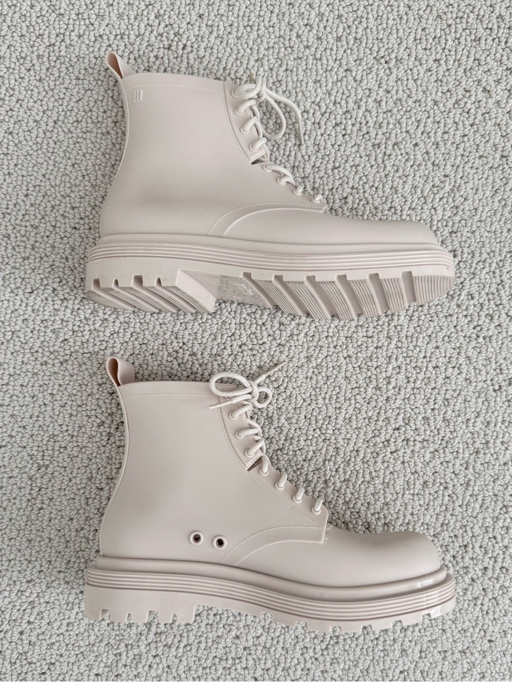 LAST CHANCE! Melissa Cortuno Boots - Picture 3 of 10